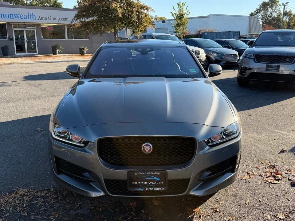 2018 Jaguar XE - Image 3 of 20