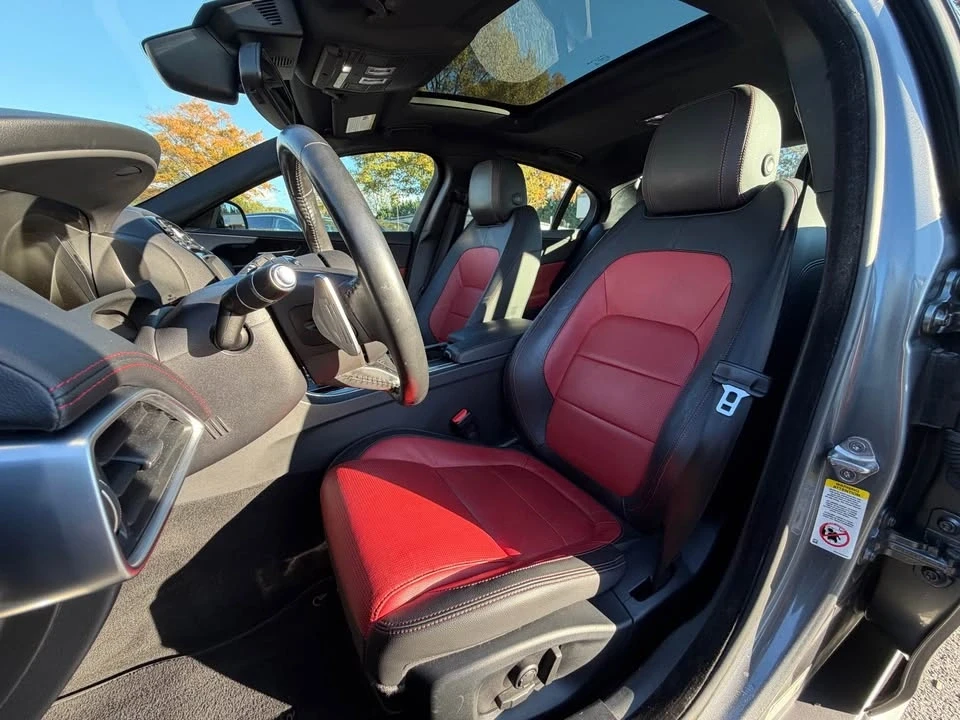 2018 Jaguar XE - Image 18 of 20