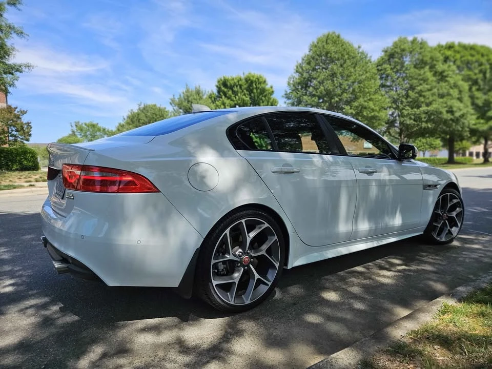 2018 Jaguar XE - Image 6 of 20