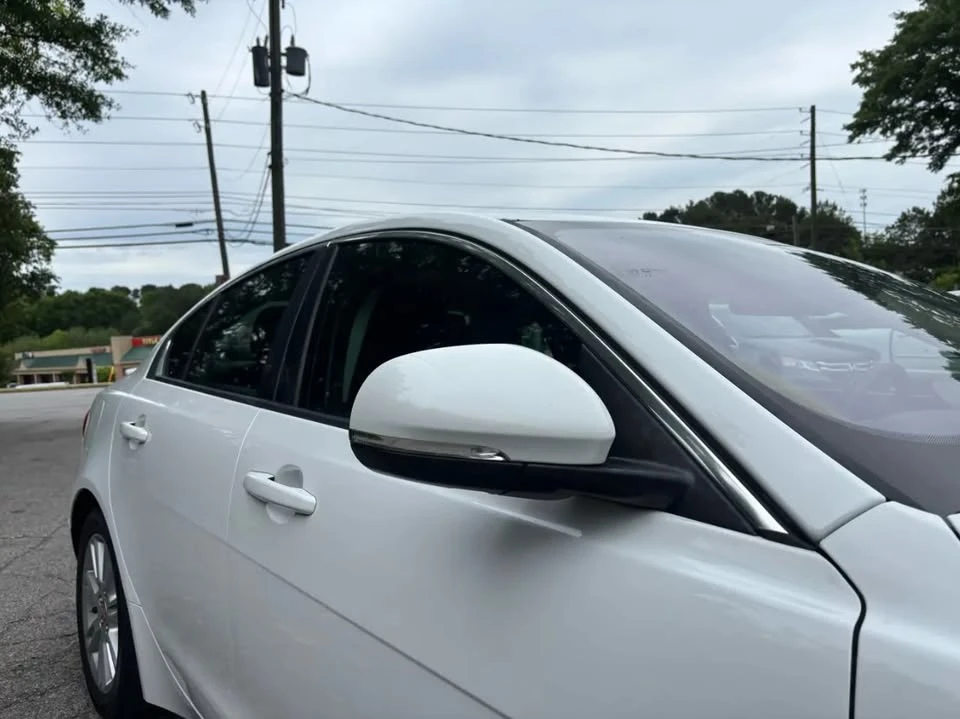 2018 Jaguar XE - Image 3 of 15