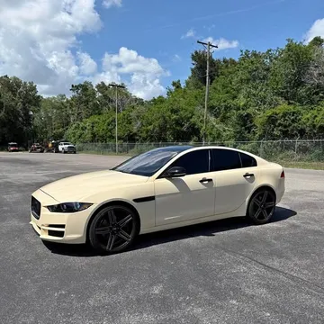 2018 Jaguar XE