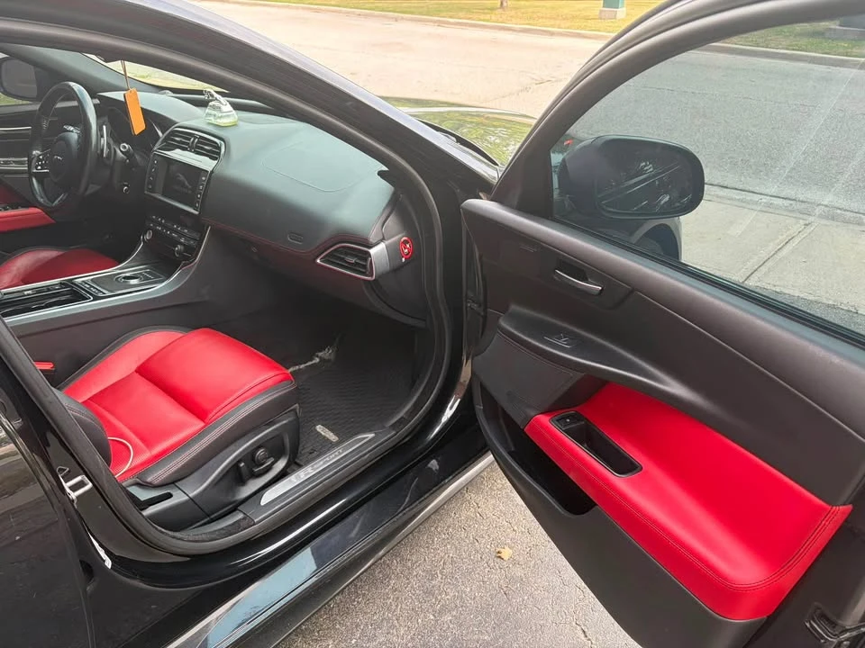2018 Jaguar XE - Image 4 of 7
