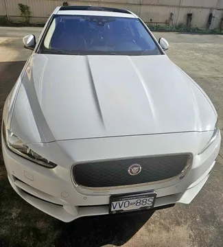 2018 Jaguar XE