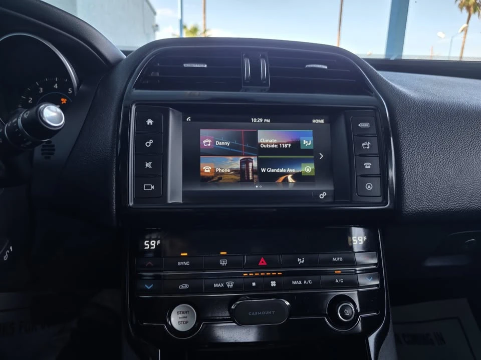 2018 Jaguar XE - Image 13 of 20
