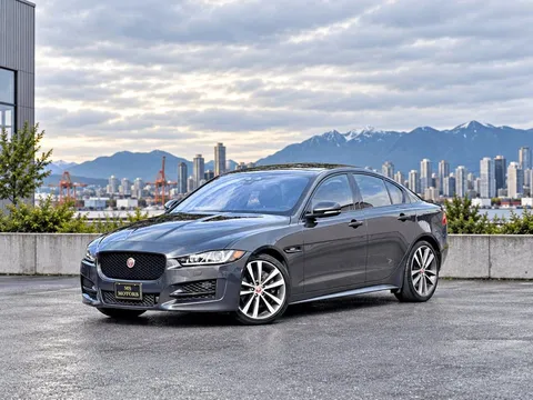 2018 Jaguar XE R-Sport