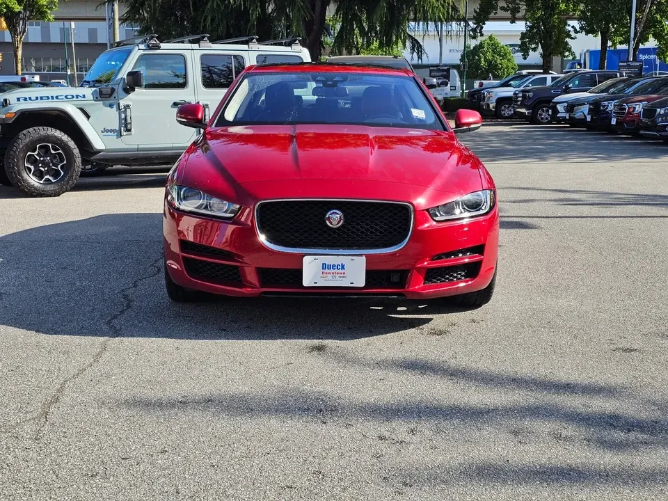 2018 Jaguar XE - Image 2 of 16
