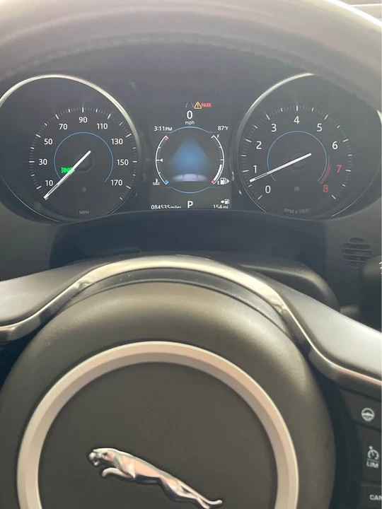 2018 Jaguar XE - Image 14 of 14