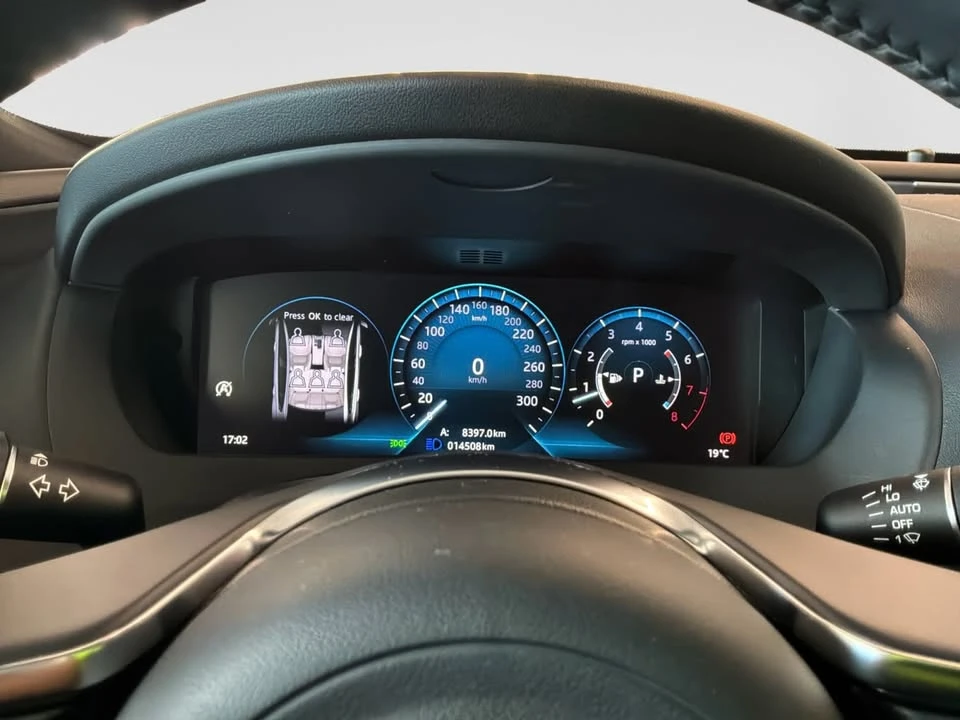 2018 Jaguar XE - Image 12 of 20