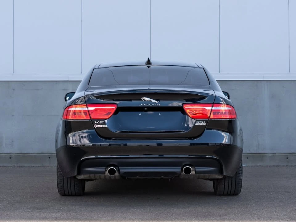 2018 Jaguar XE - Image 6 of 20