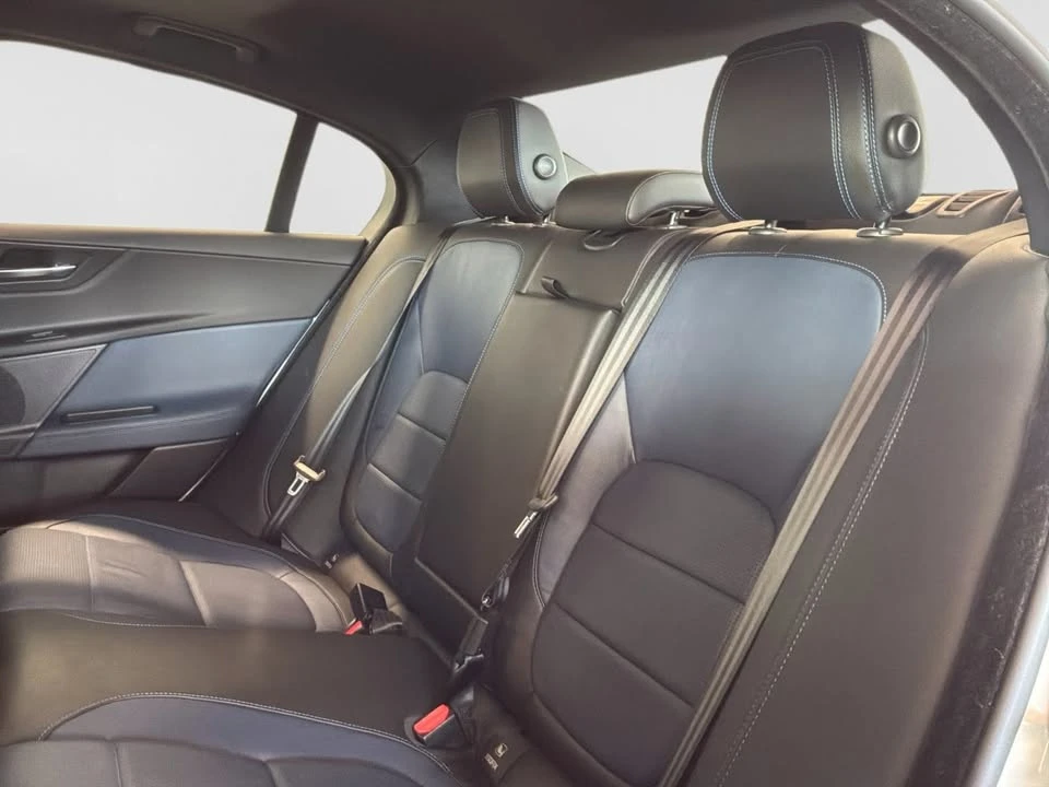 2018 Jaguar XE - Image 20 of 20