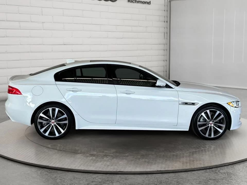 2018 Jaguar XE - Image 4 of 20