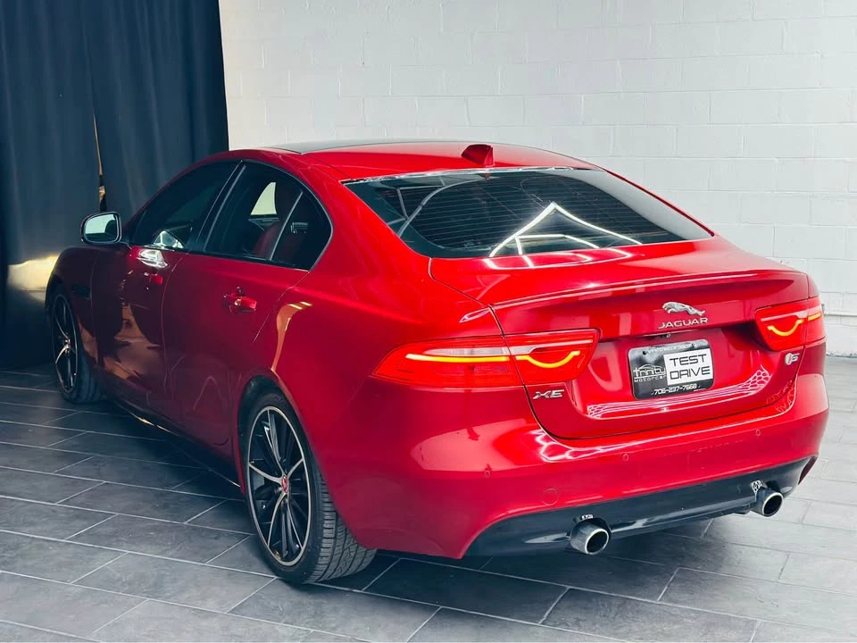2018 Jaguar XE - Image 6 of 20