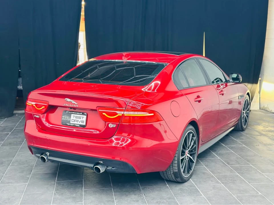 2018 Jaguar XE - Image 4 of 20