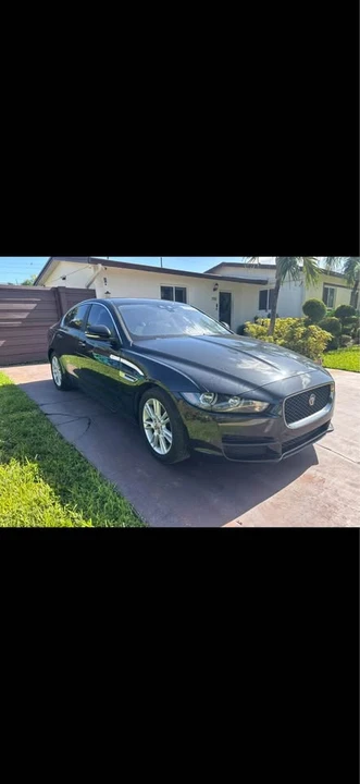 2018 Jaguar XE - Image 2 of 9