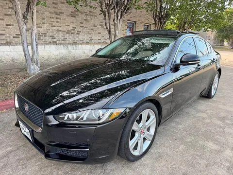 2018 Jaguar XE XE 20d Premium Sedan 4D