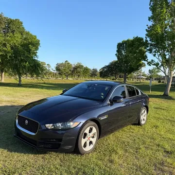 2018 Jaguar XE XE 25t Premium Sedan 4D
