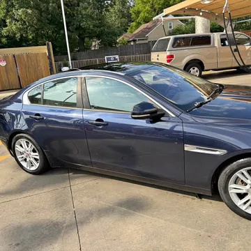 2018 Jaguar XE 25t Premium Sedan 4D