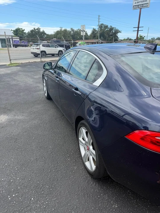 2018 Jaguar XE - Image 2 of 8