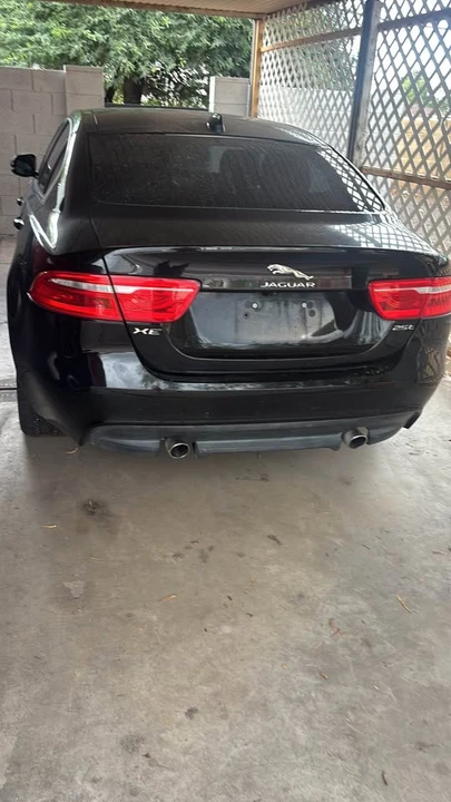 2018 Jaguar XE - Image 6 of 13
