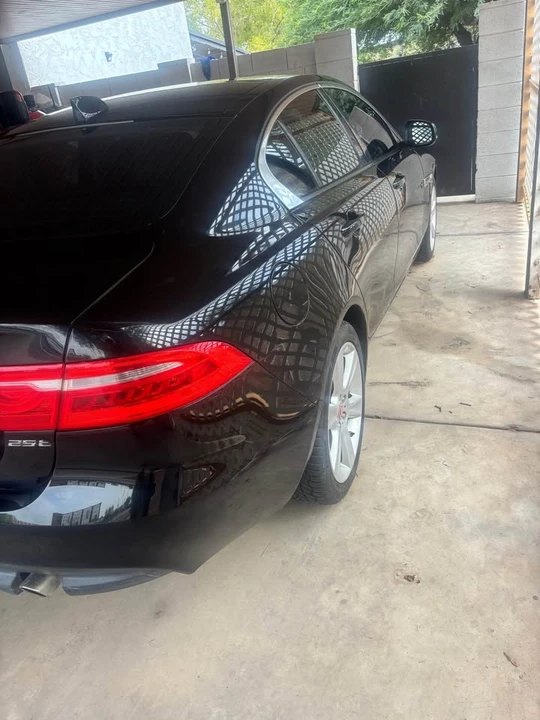 2018 Jaguar XE - Image 12 of 13