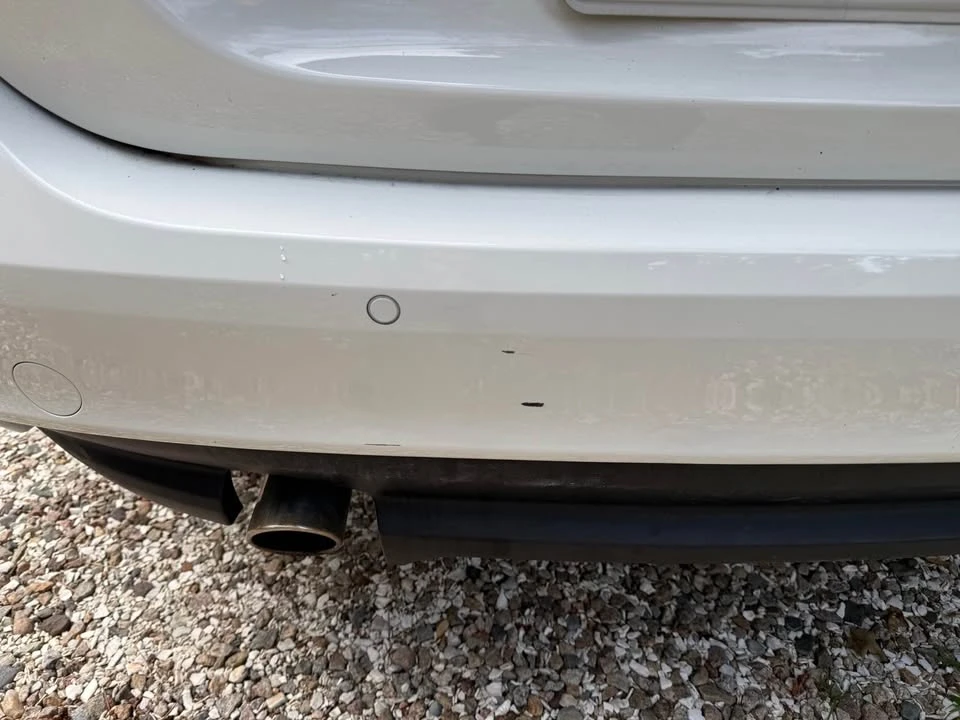 2018 Jaguar XE - Image 8 of 15