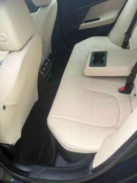 2018 Jaguar XE - Image 5 of 8