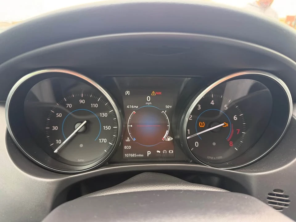 2018 Jaguar XE - Image 14 of 14