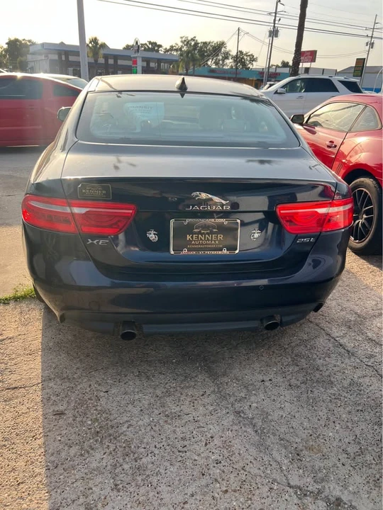2018 Jaguar XE - Image 3 of 9