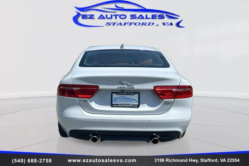 2018 Jaguar XE - Image 6 of 20