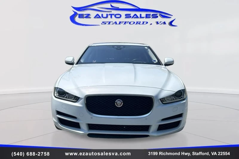 2018 Jaguar XE - Image 2 of 20