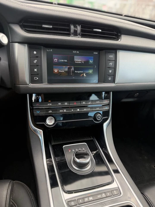 2018 Jaguar X260 XF - Image 20 of 20