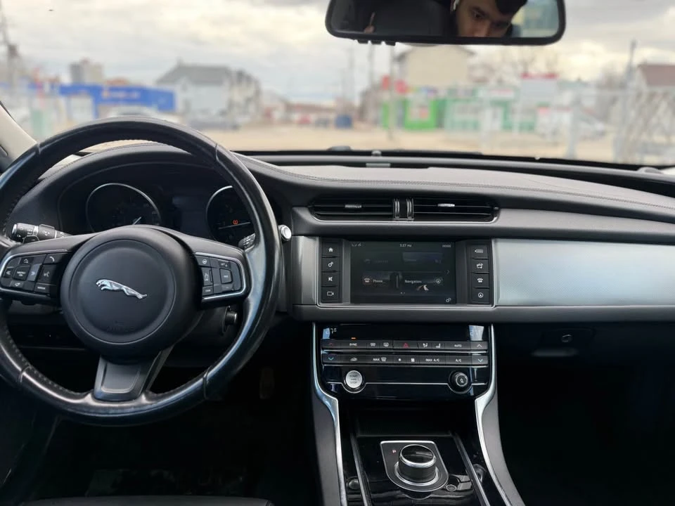 2018 Jaguar X260 XF - Image 11 of 20