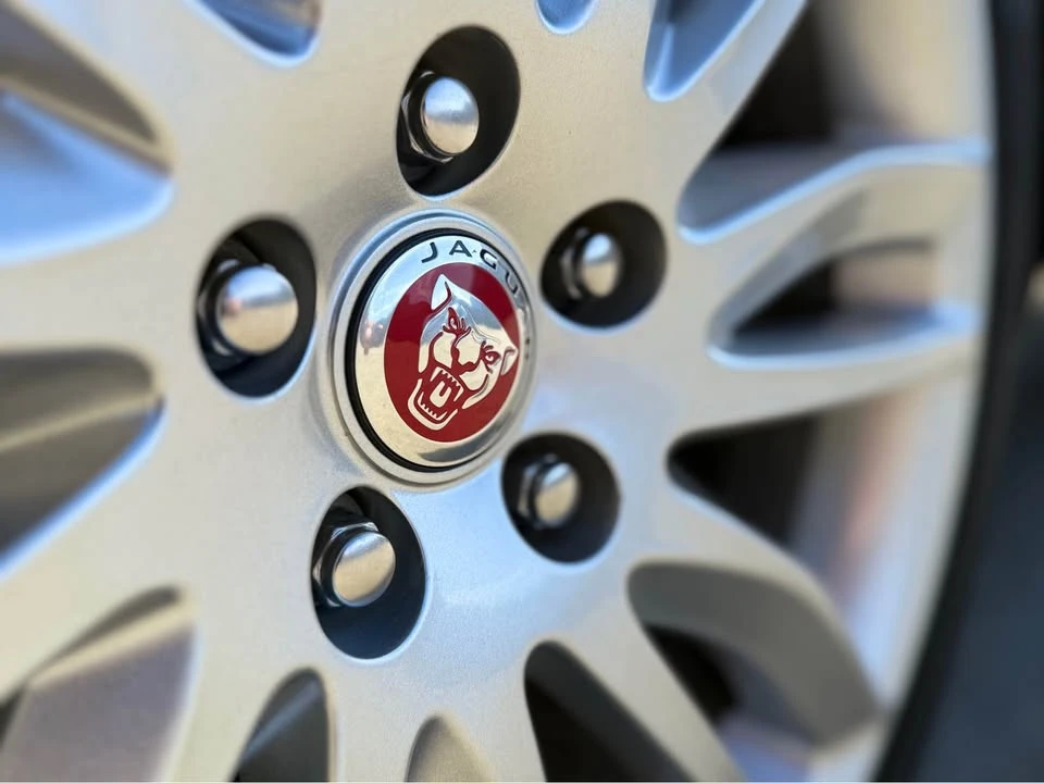 2018 Jaguar X260 XF - Image 9 of 18