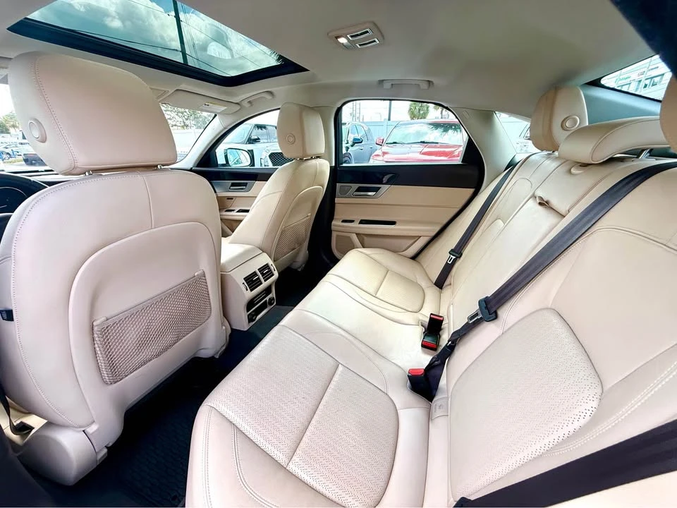 2018 Jaguar X260 XF - Image 16 of 20