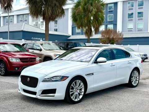 2018 Jaguar XF 20d Prestige Sedan