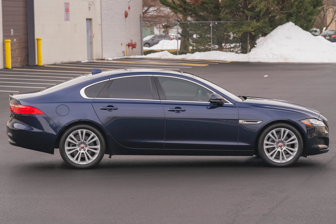 2018 Jaguar X260 XF - Image 14 of 31