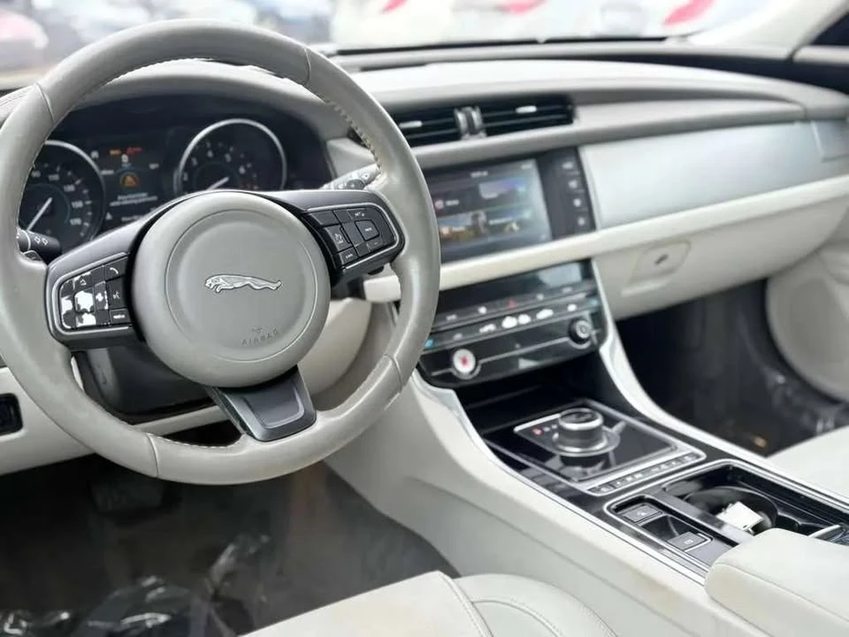 2018 Jaguar X260 XF - Image 12 of 20