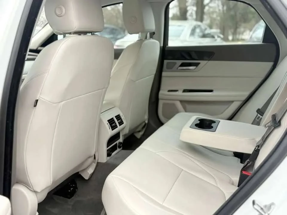 2018 Jaguar X260 XF - Image 7 of 20