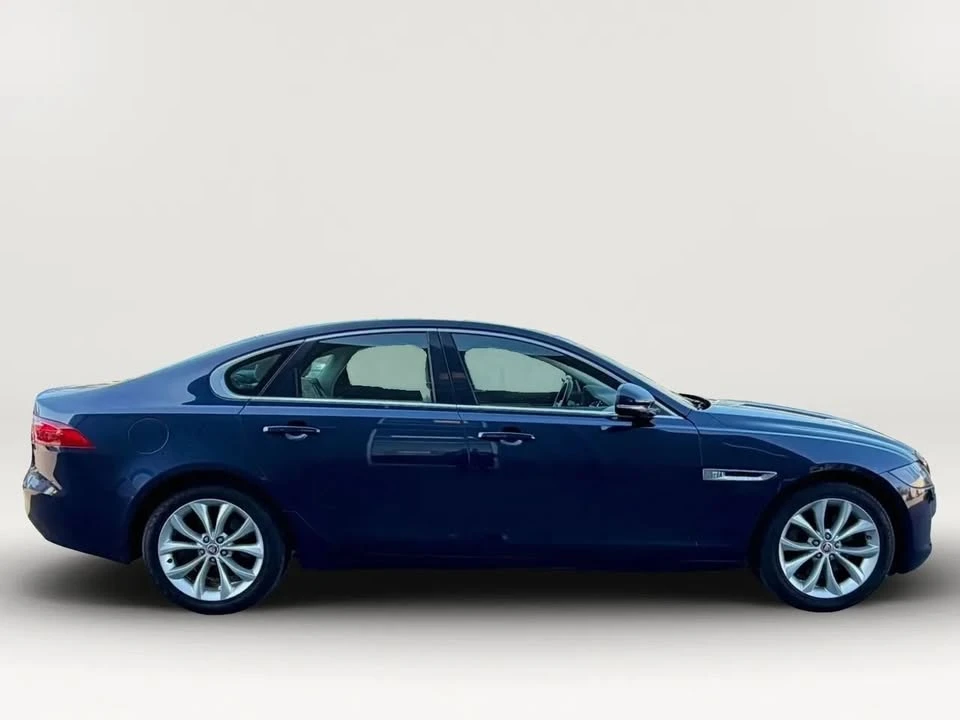 2018 Jaguar X260 XF - Image 8 of 16