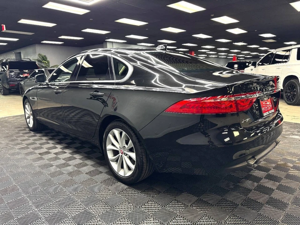 2018 Jaguar X260 XF - Image 9 of 12