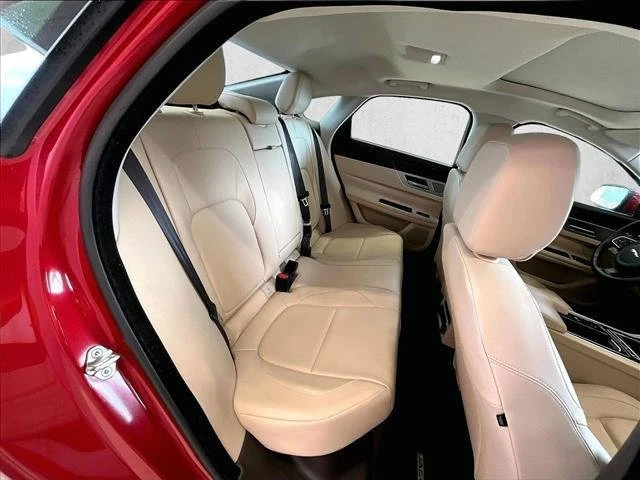 2018 Jaguar X260 XF - Image 18 of 20