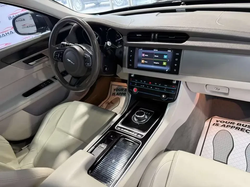 2018 Jaguar X260 XF - Image 8 of 9