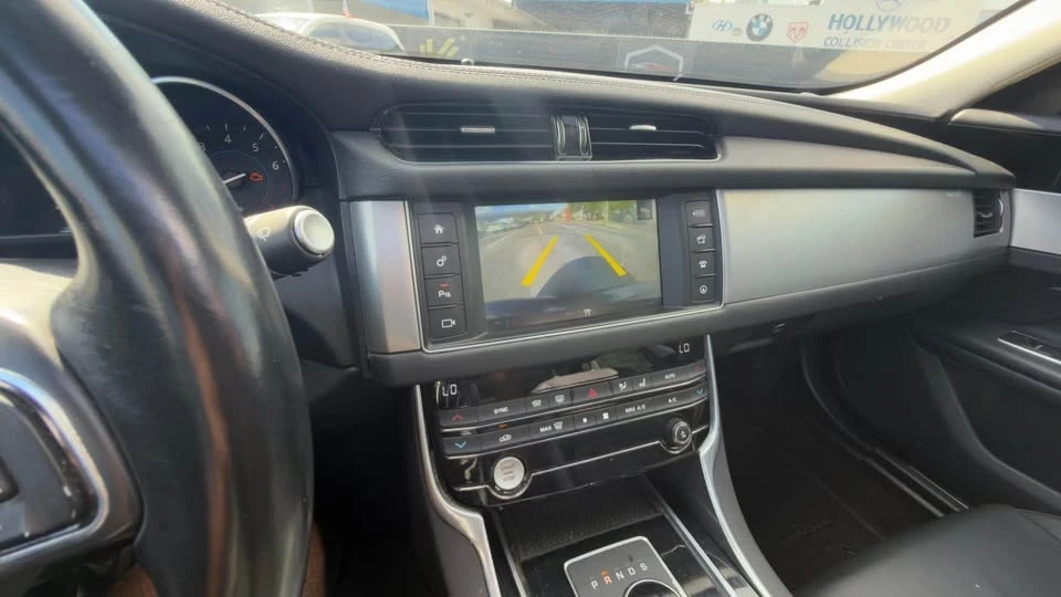 2018 Jaguar X260 XF - Image 9 of 19