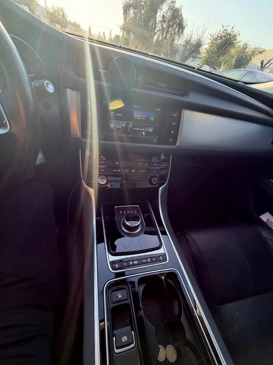2018 Jaguar X260 XF - Image 11 of 20