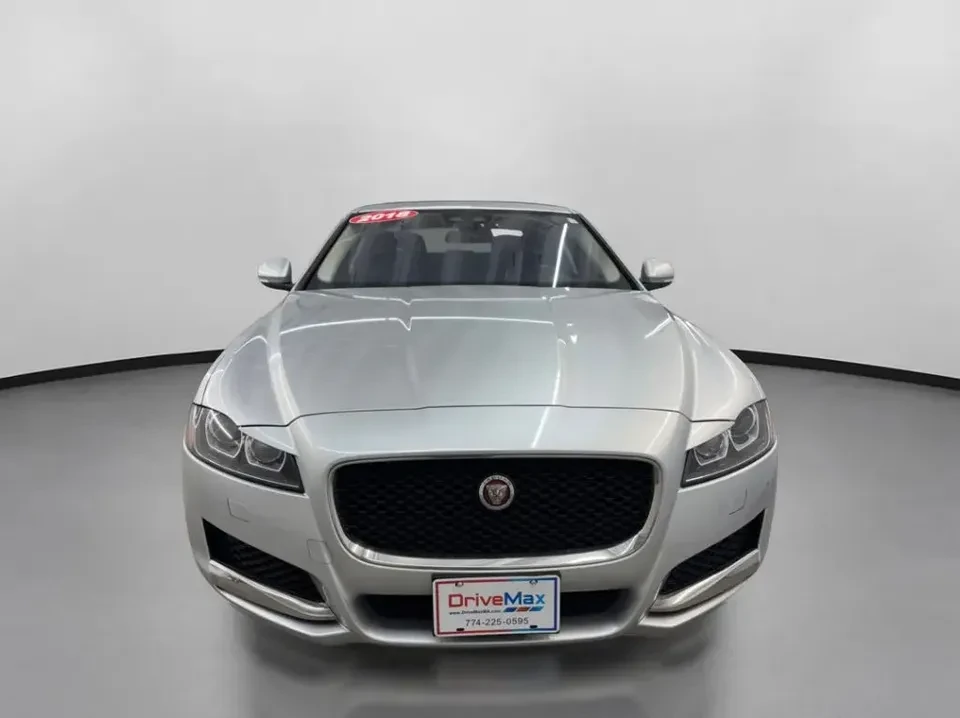 2018 Jaguar X260 XF - Image 2 of 15
