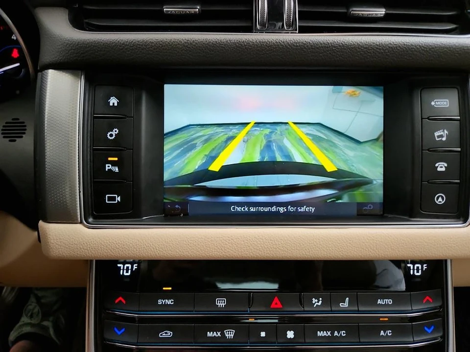 2018 Jaguar X260 XF - Image 21 of 21