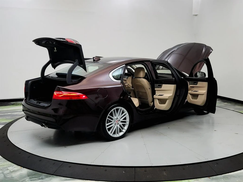 2018 Jaguar X260 XF - Image 11 of 21