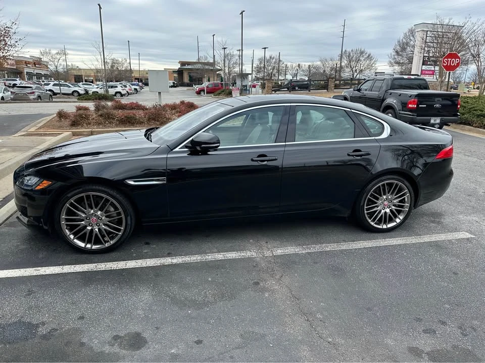 2018 Jaguar X260 XF - Image 2 of 3