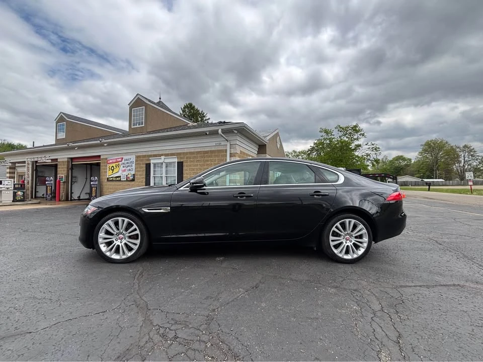 2018 Jaguar X260 XF - Image 2 of 13