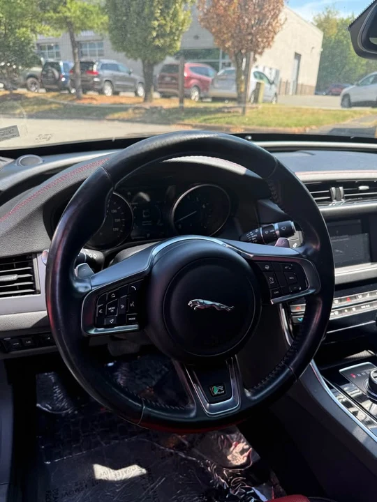 2018 Jaguar X260 XF - Image 13 of 20